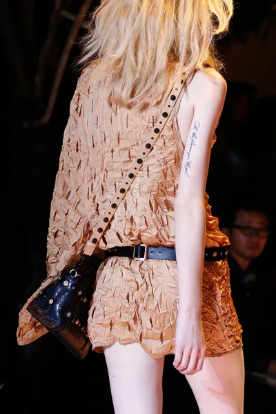 Look 62